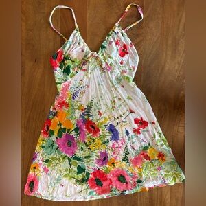 Jams World women’s MADE IN HAWAII floral dress perfect for your next vaycay!!